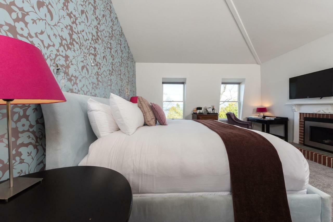 Junior Suite Spa Bath