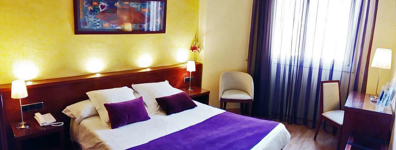 Double or Twin Room,1431980557:JPEG
