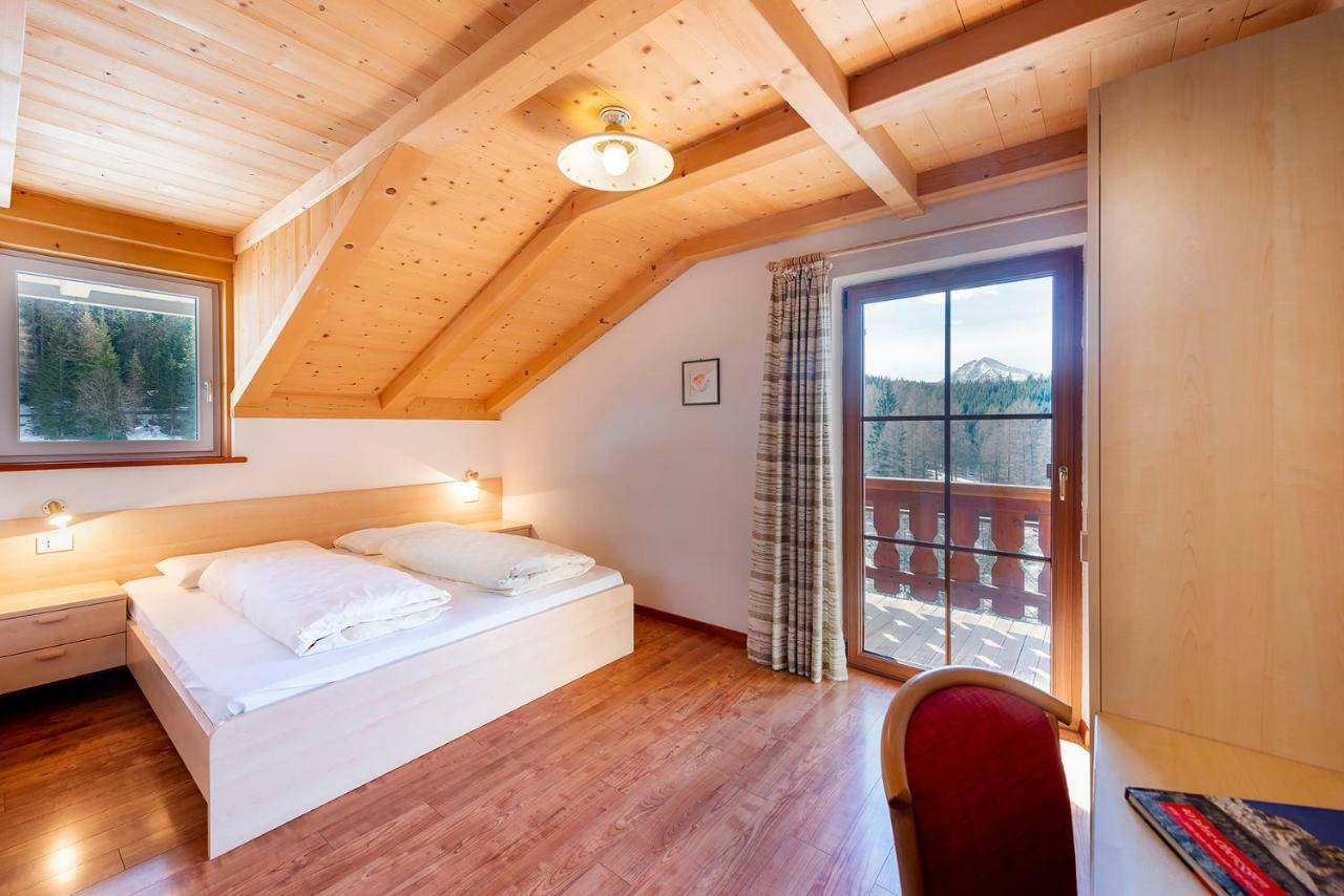 Double Room Mountain View