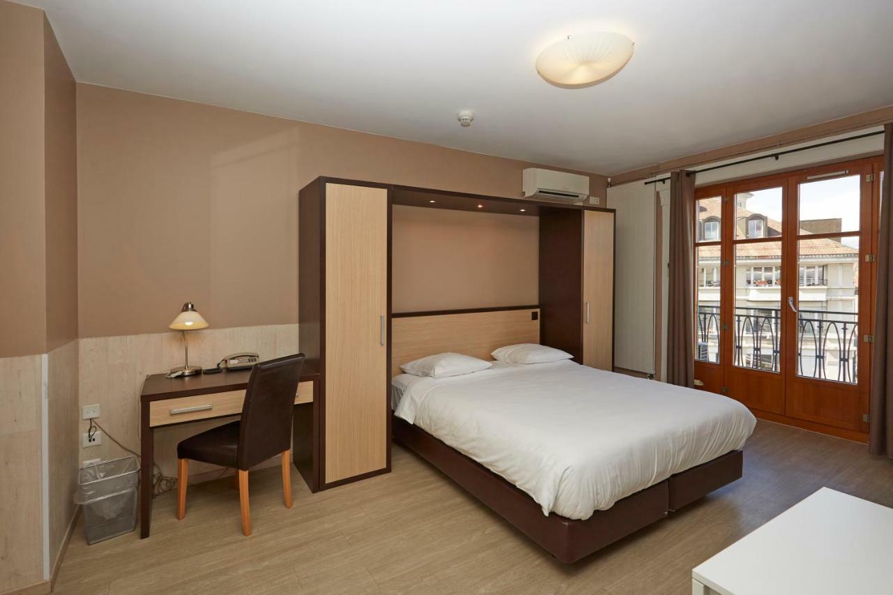 Triple Room,784065162:JPEG