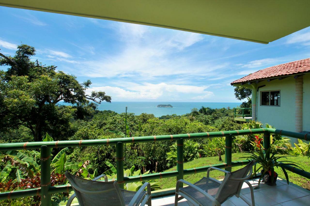 Deluxe Room with Balcony and Panoramic Sea View