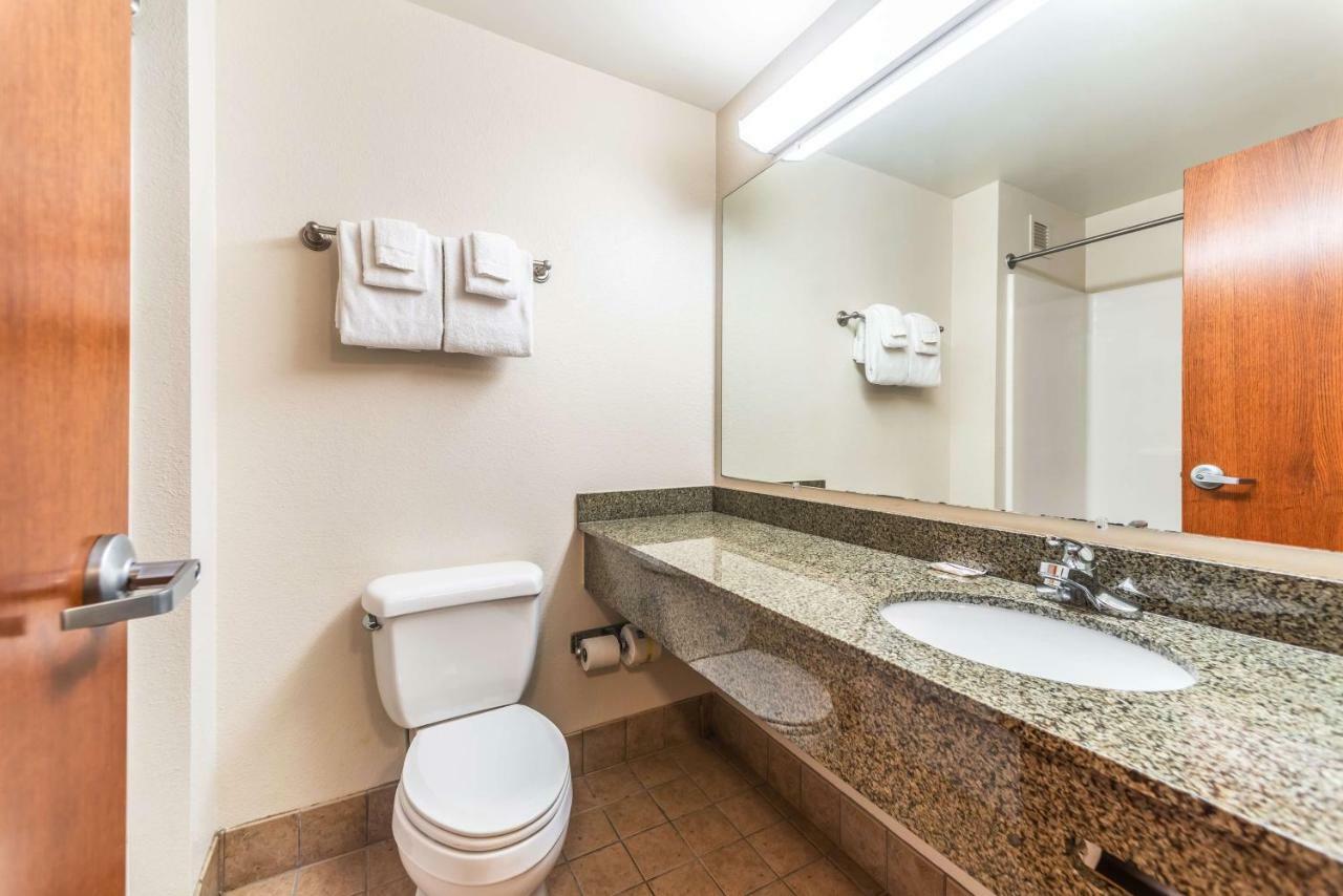 Studio  One King Bed Non Smoking