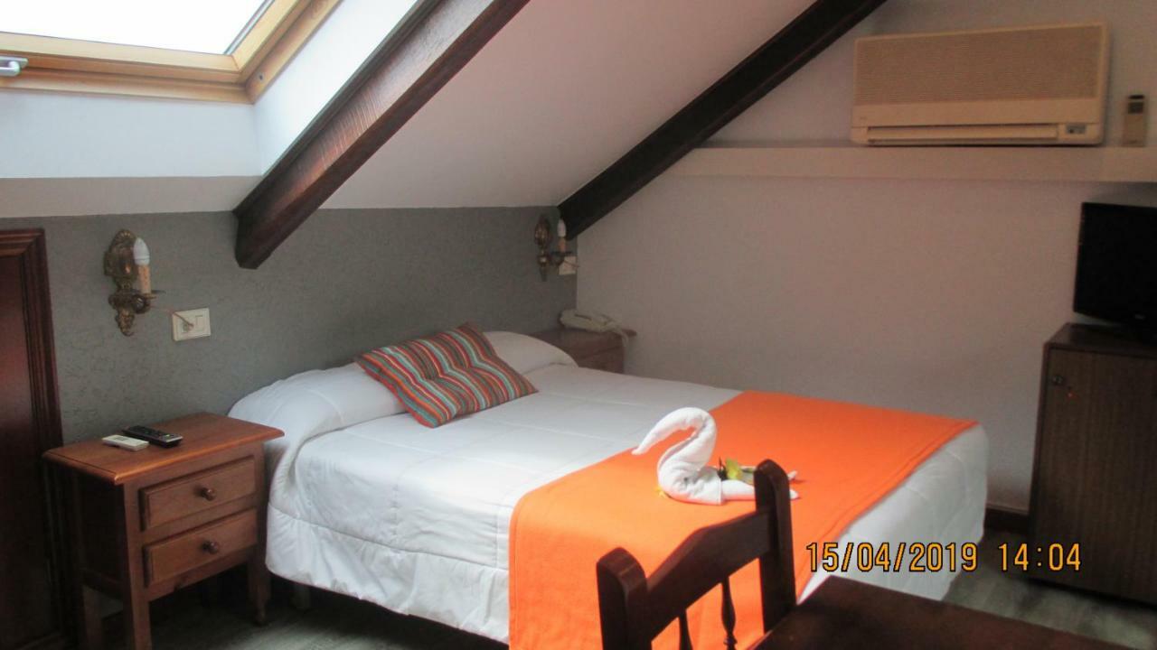 Single Room Private Bathroom