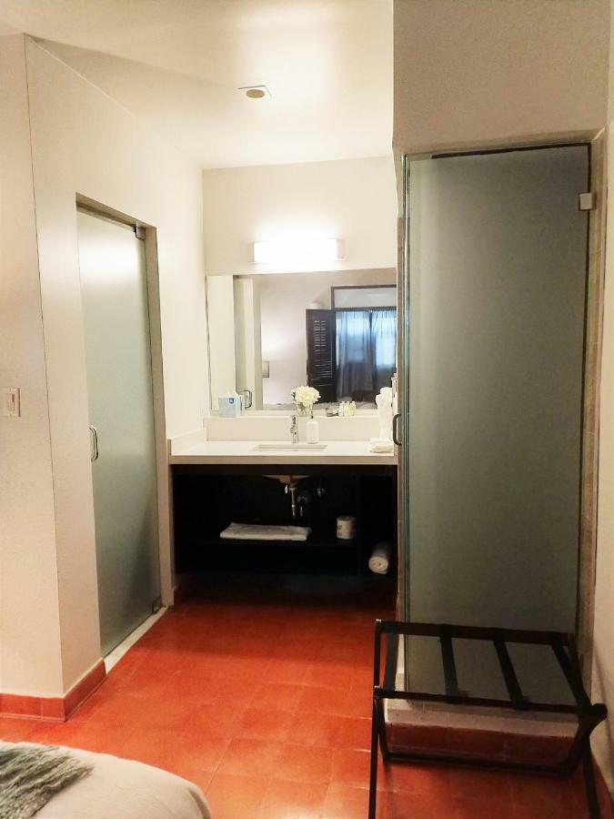 First Class Suite