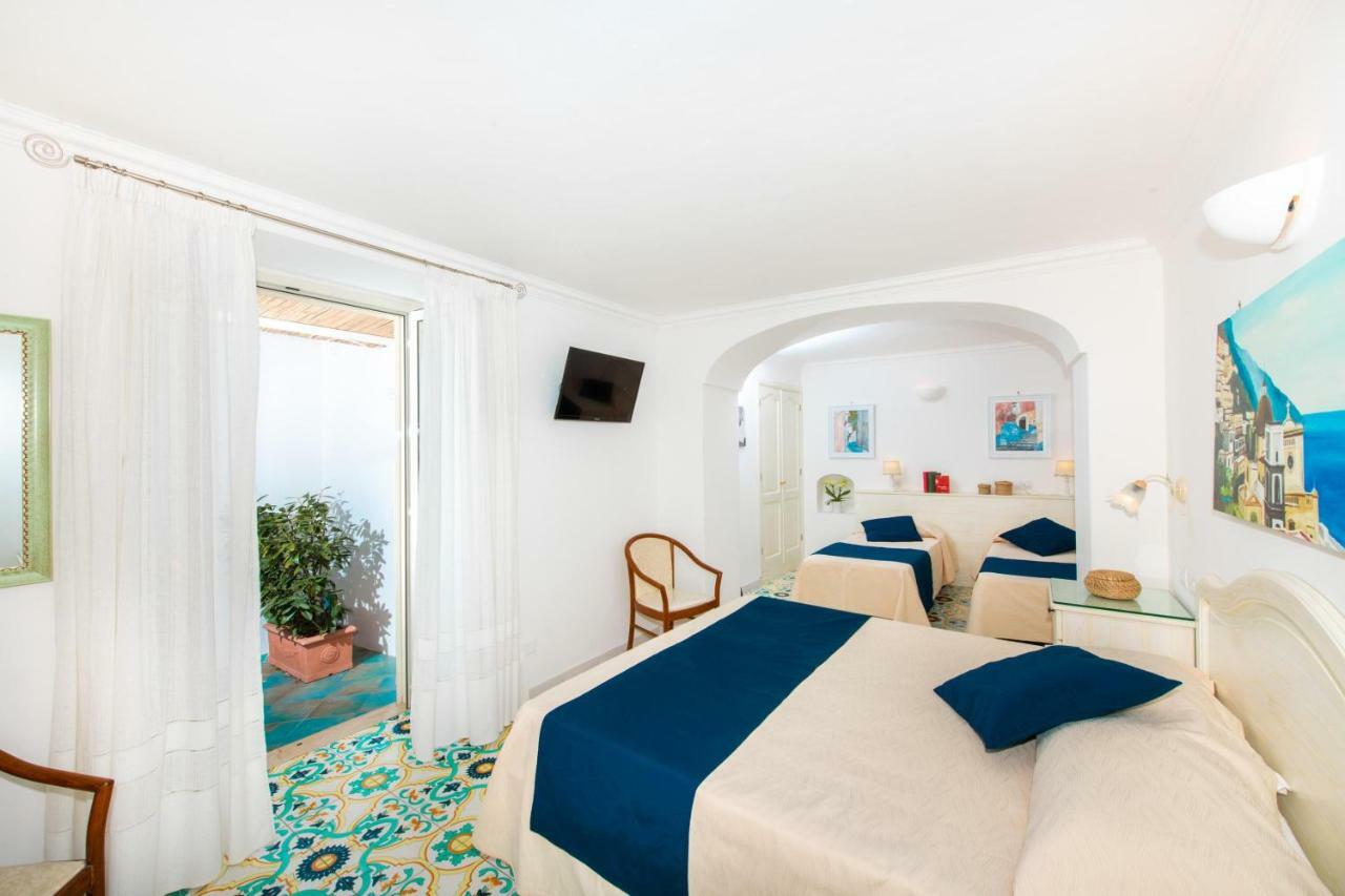 Quadruple Room Sea View
