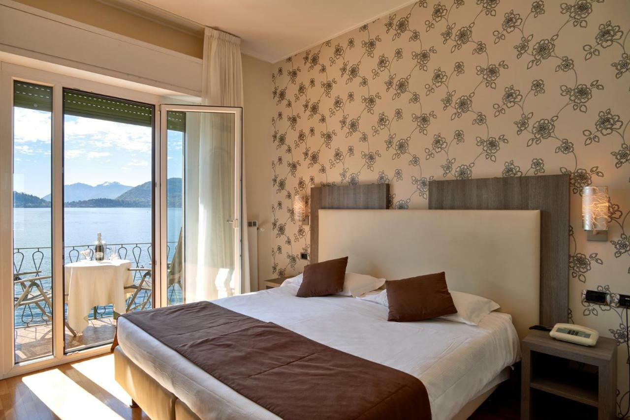 Double or Twin Room Lake View