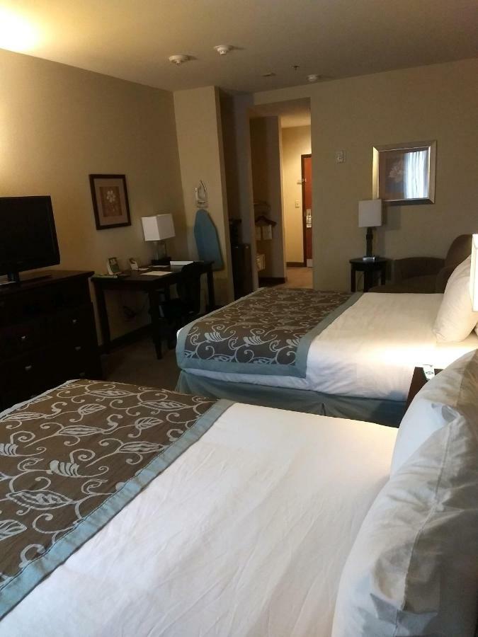 Queen Room Two Queen Beds Non-Smoking