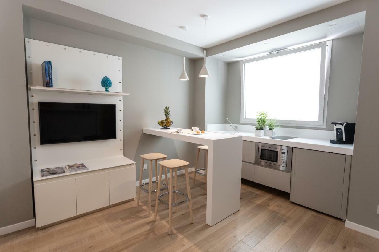 One-Bedroom Apartment,786038271:JPEG