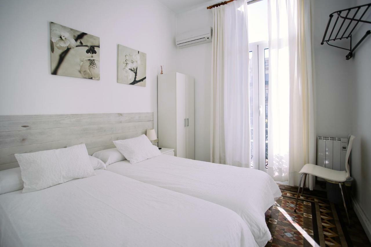 Double or Twin Room Balcony Private Bathroom