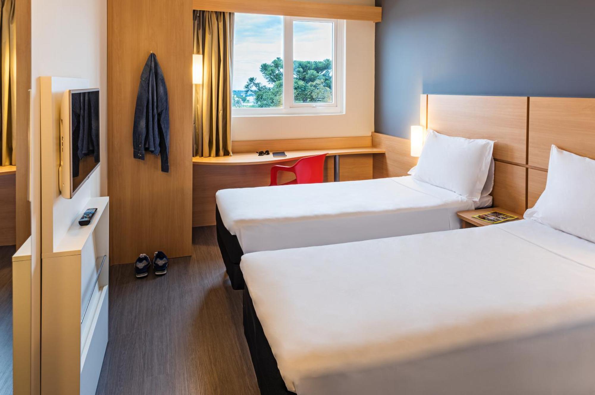 Standard Apartment Twin Beds
