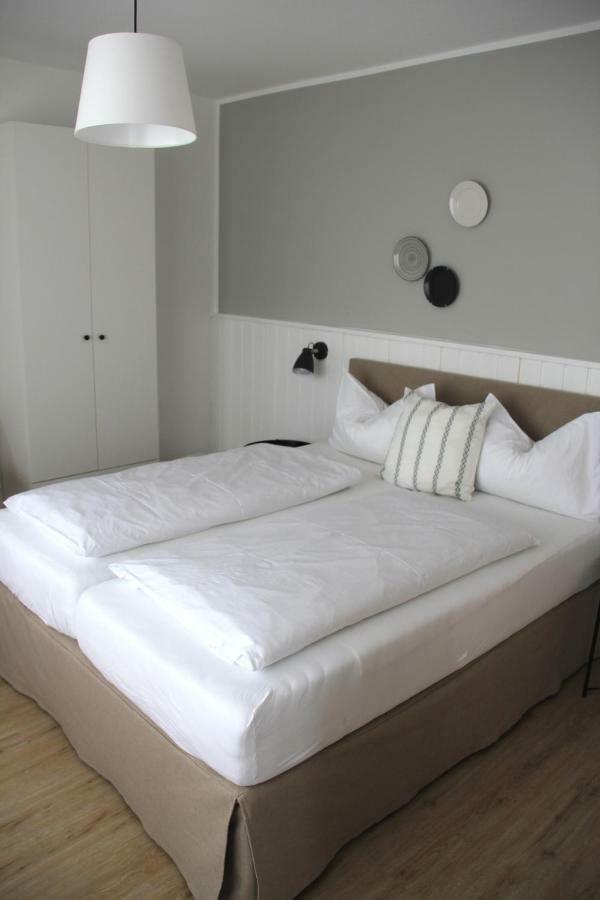 Double Room,1499608324:JPEG