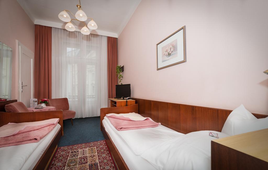 Classic Single Room
