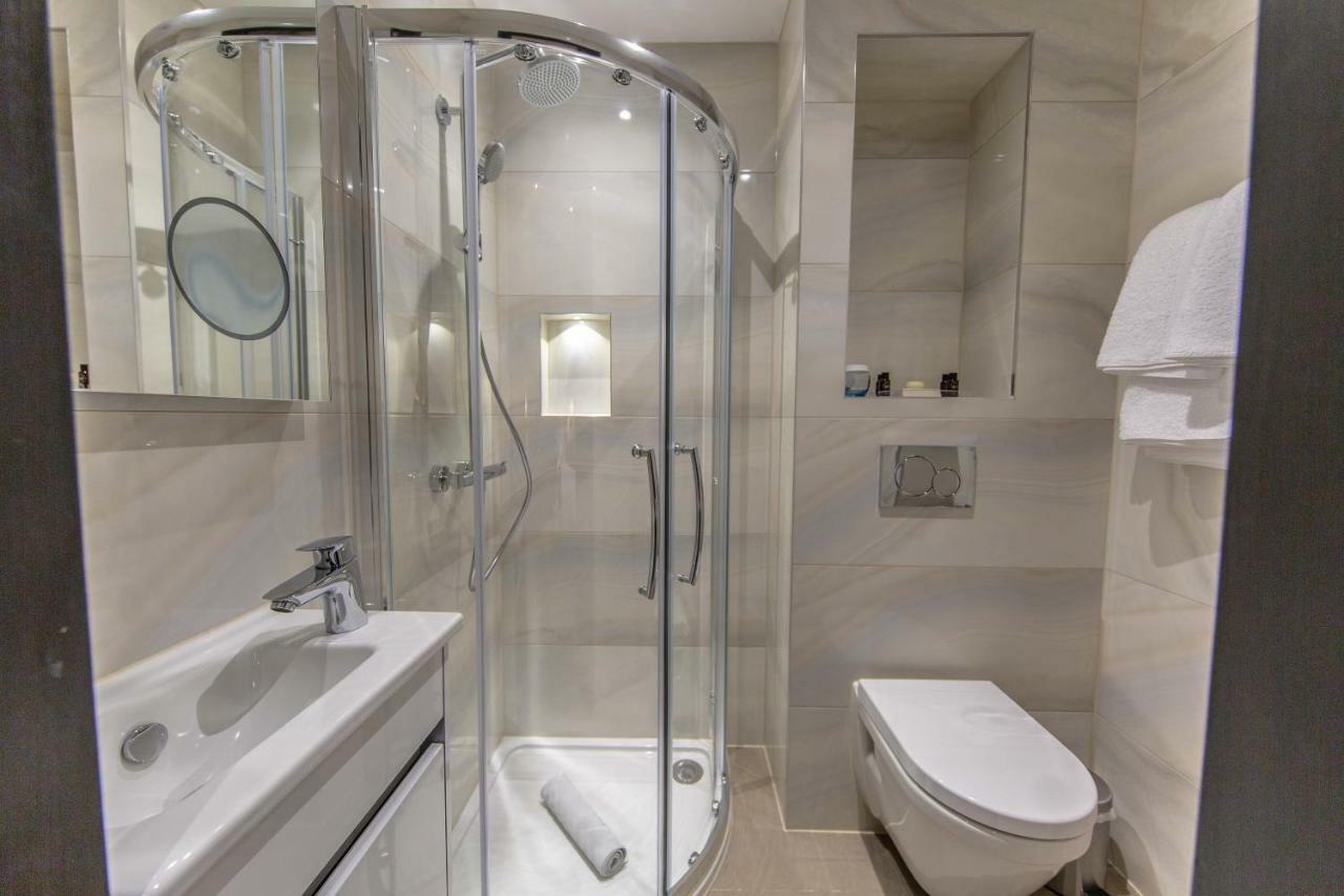 Quarto Duplo Standard