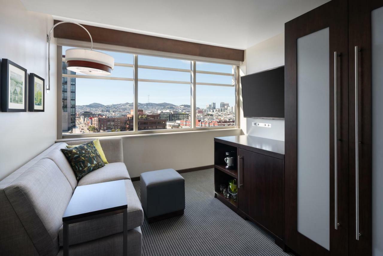 One-Bedroom King Suite Sofa Bed