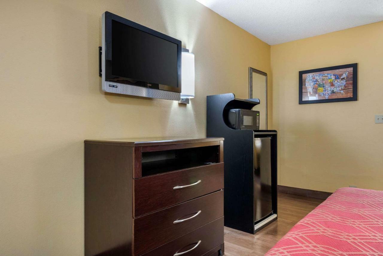 King Room - Non-Smoking