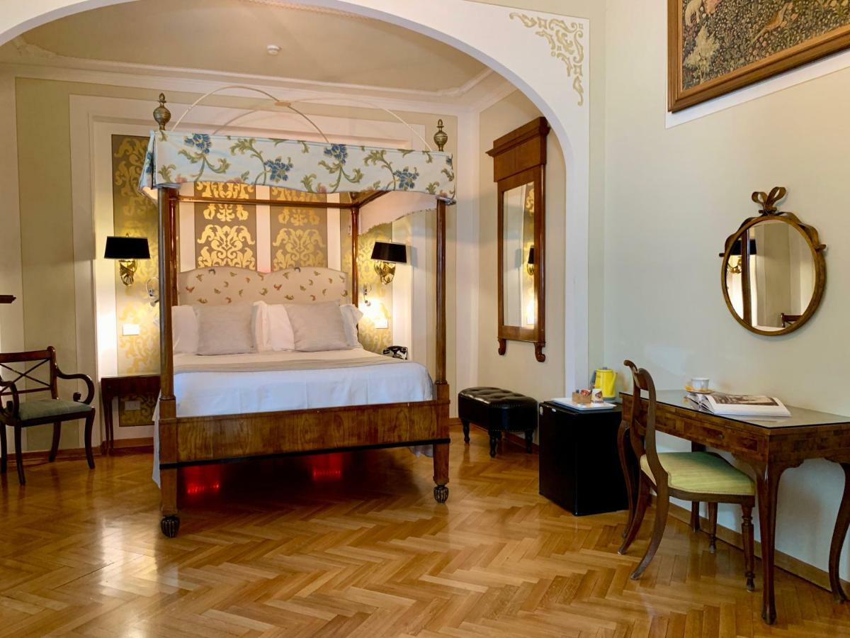 Chambre Double avec Lit à Baldaquin - Rez-de-Chaussée