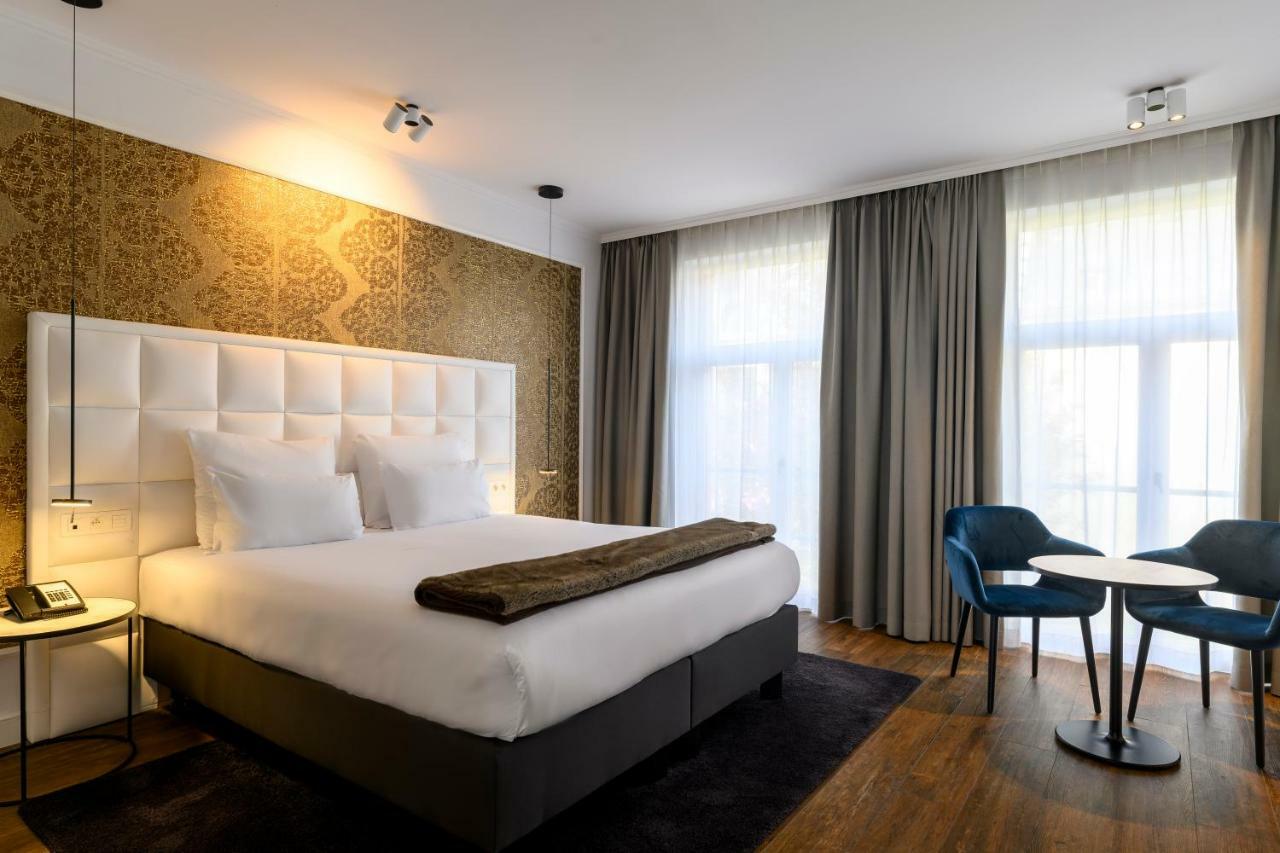 Deluxe Double Room Garden View