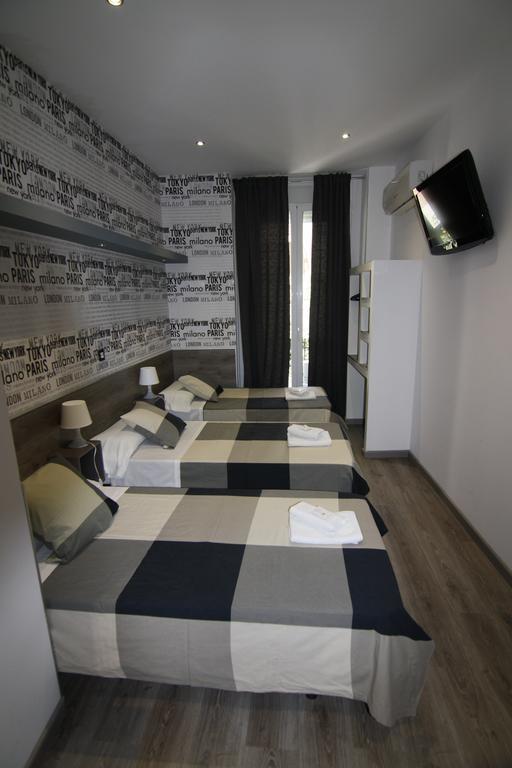 Habitación Doble con cama supletoria (3 adultos)
