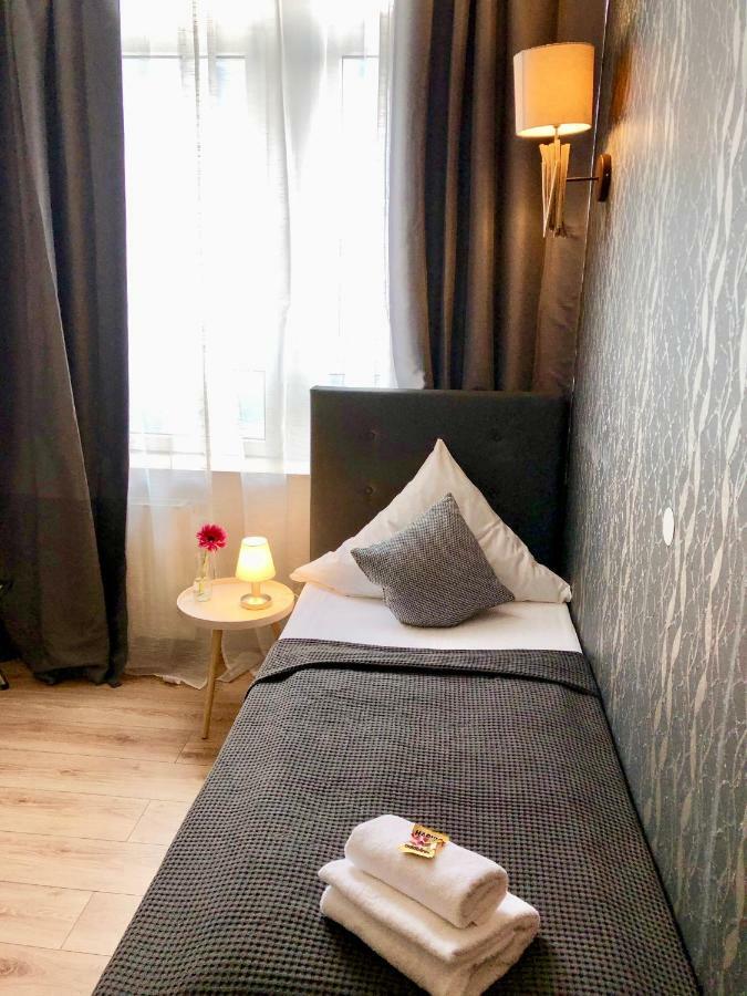 Comfort Single Room