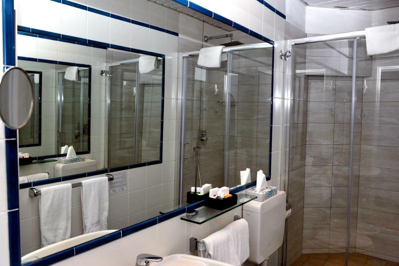 Double or Twin Room Hill View