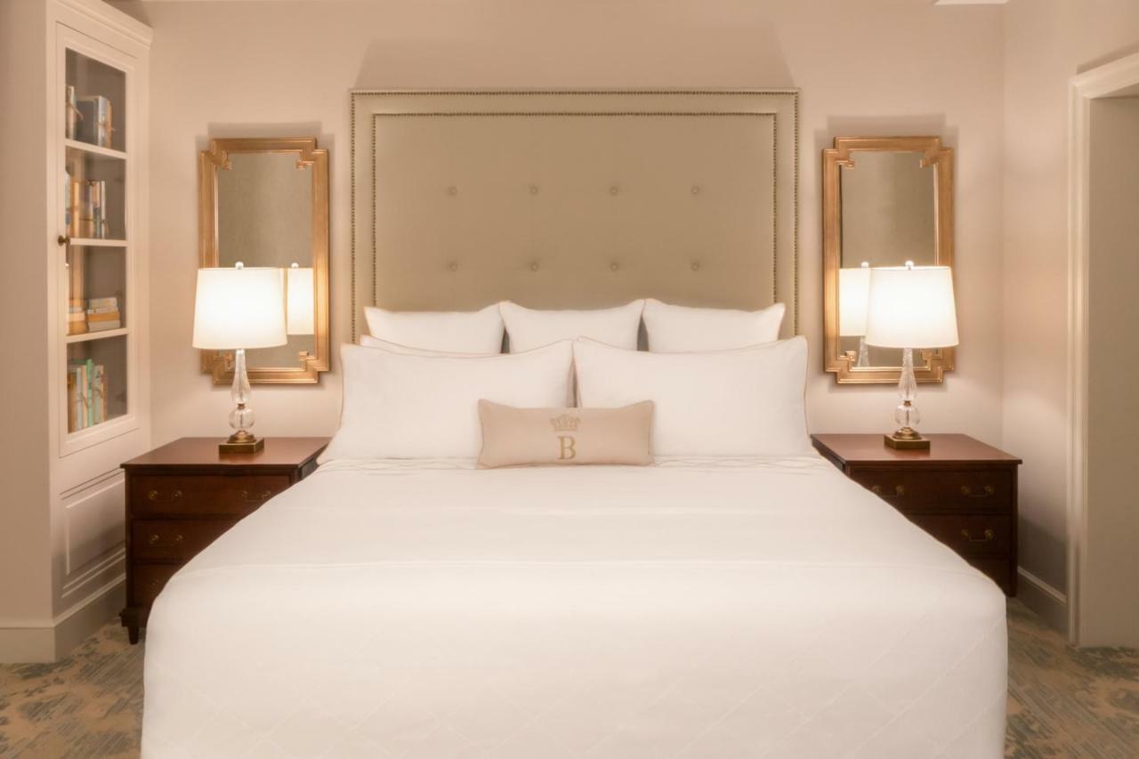 Premier King Room with Terrace,830003657:JPEG