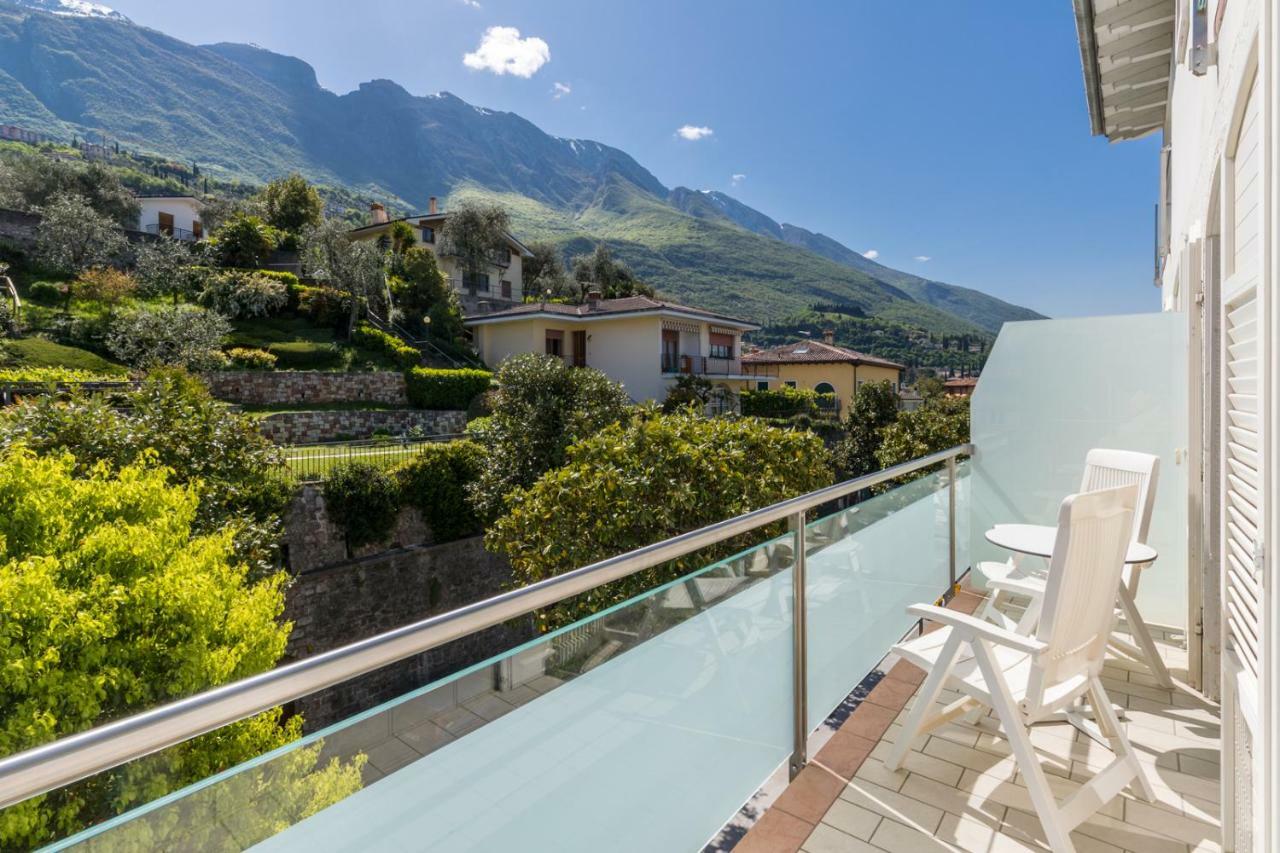 Double or Twin Room Mountain View