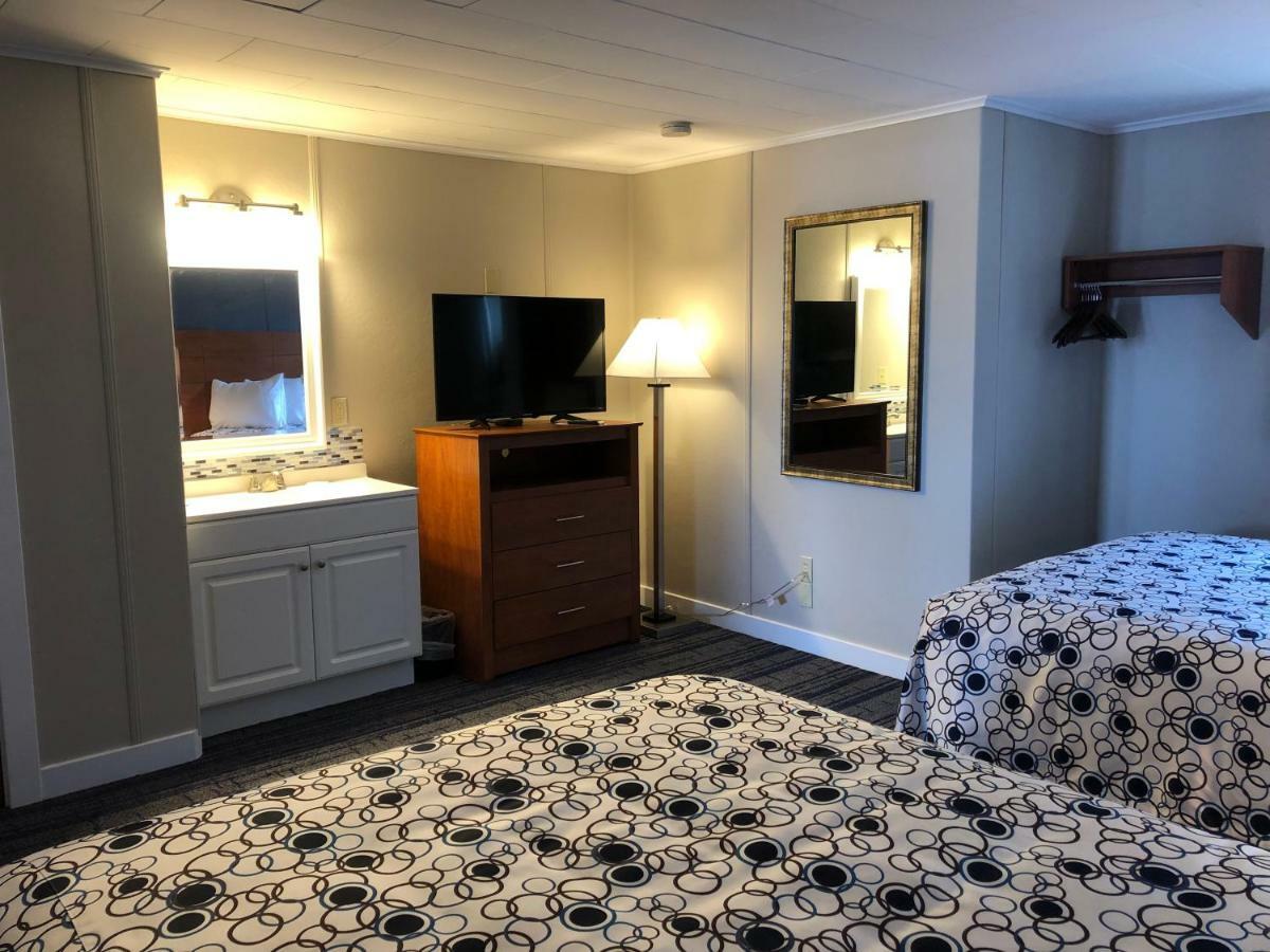 Two-Bedroom Suite