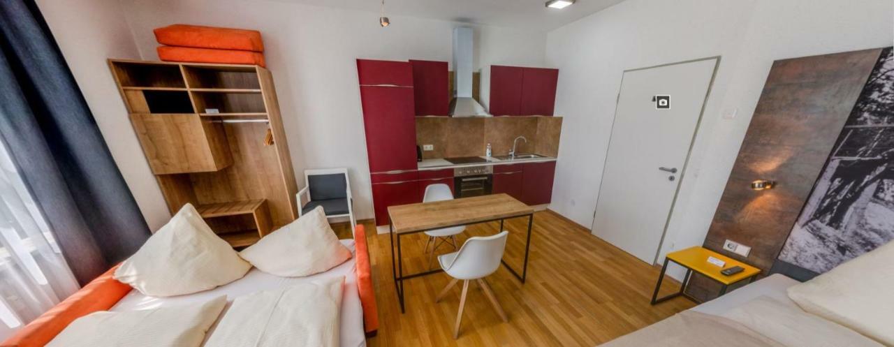 Studio Apartment