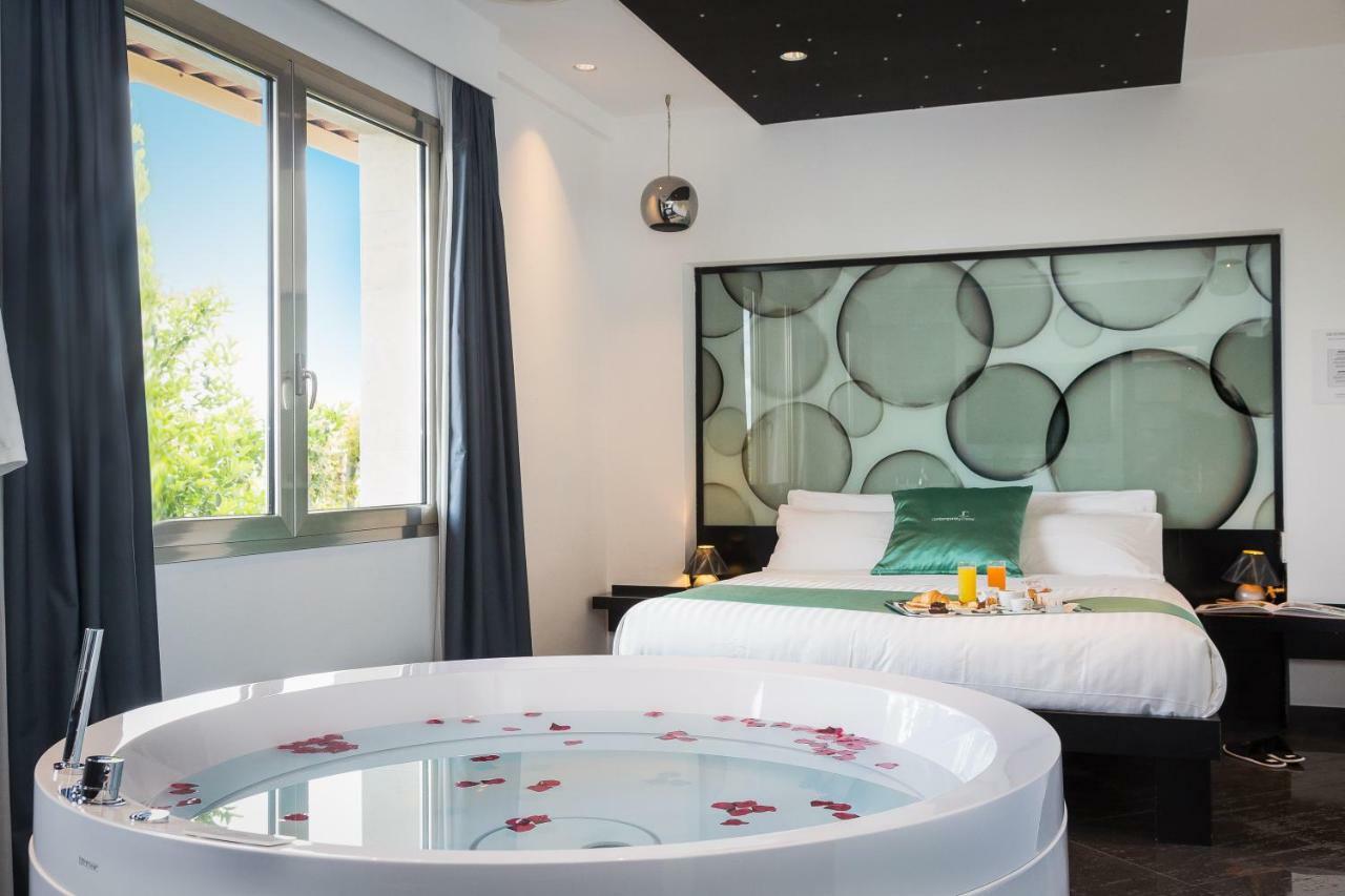Suite Hot Tub