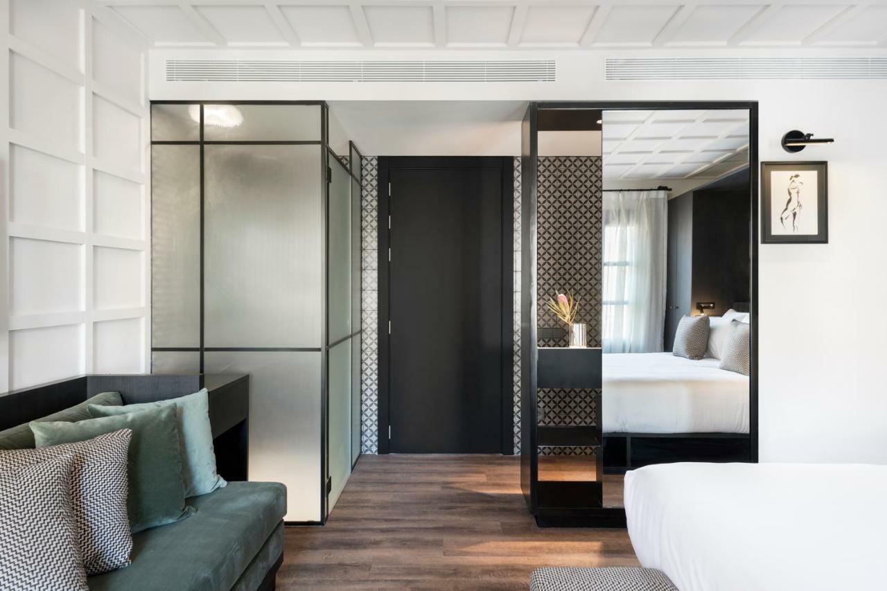 Superior Double Room Ramblas view