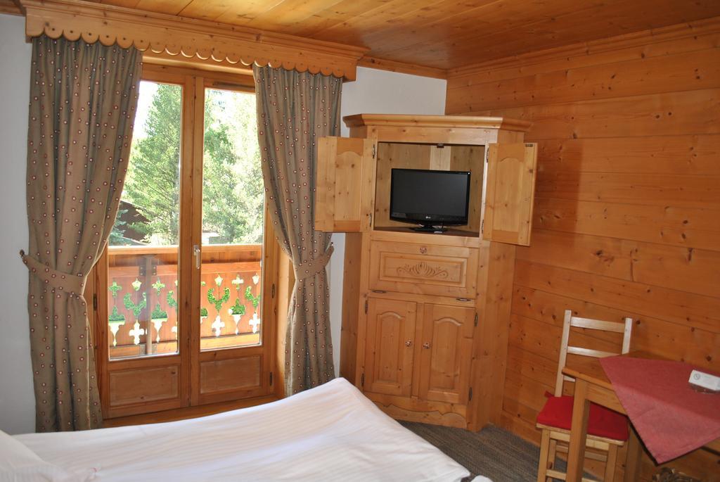 Family Room Mont-Blanc view
