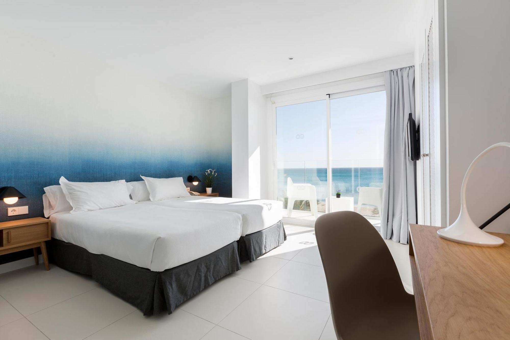 Twin Room Sea View Balcony