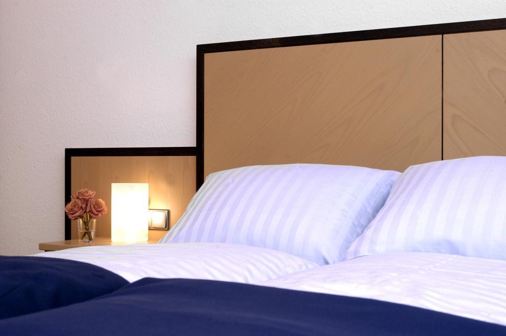 Standard 1-Bedroom Apartment