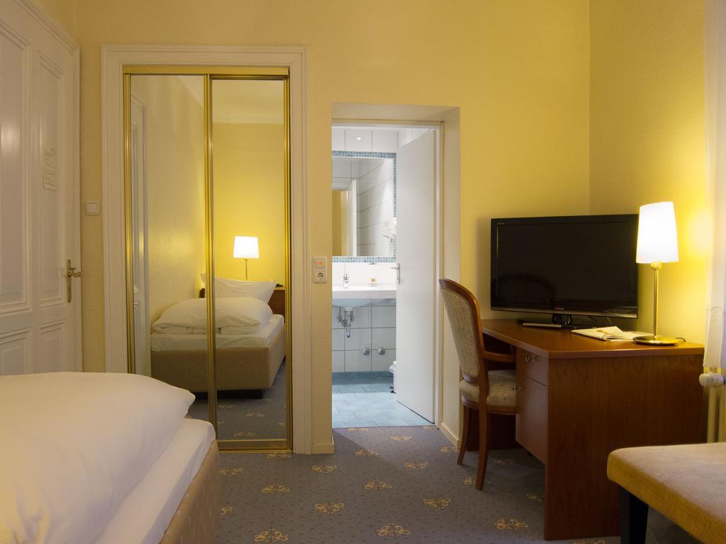 Single Room