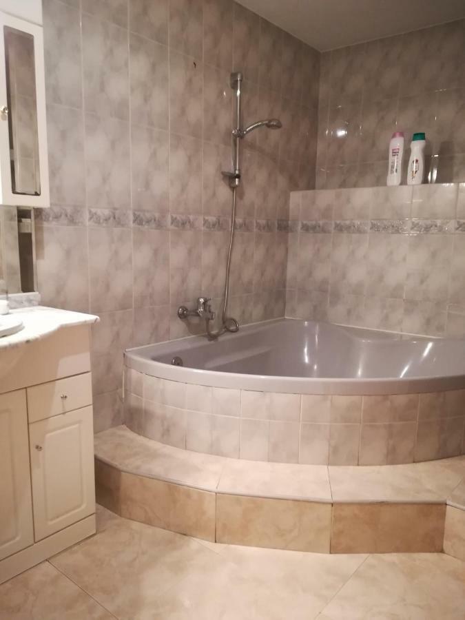 Quadruple Room Private Bathroom