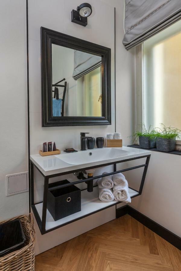 Large Double Room Annex
