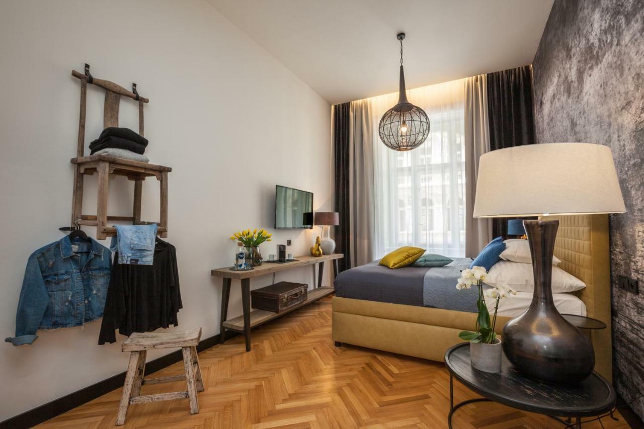 Large Double Room Annex
