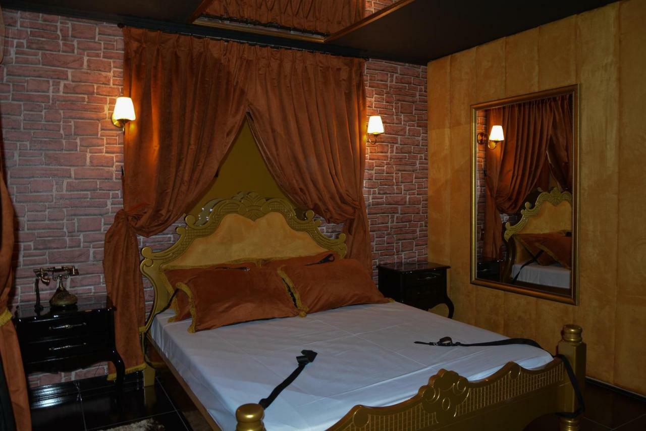 Double Room Hot Tub
