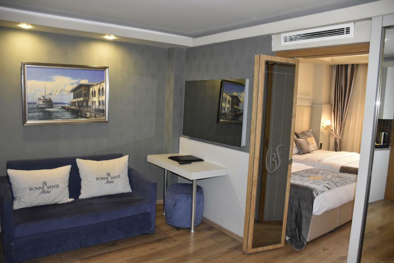 Deluxe Family Suite