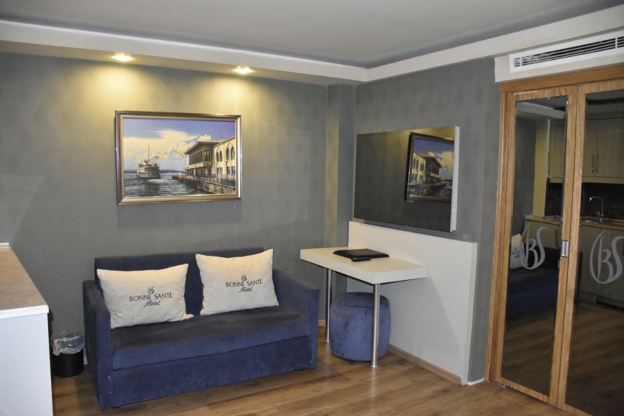 Deluxe Family Suite