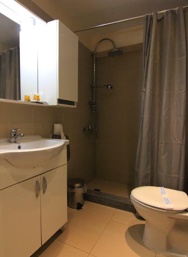 One-Bedroom Apartment Annex