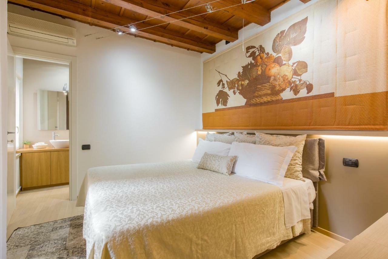 Two-Bedroom Apartment Sofa Bed