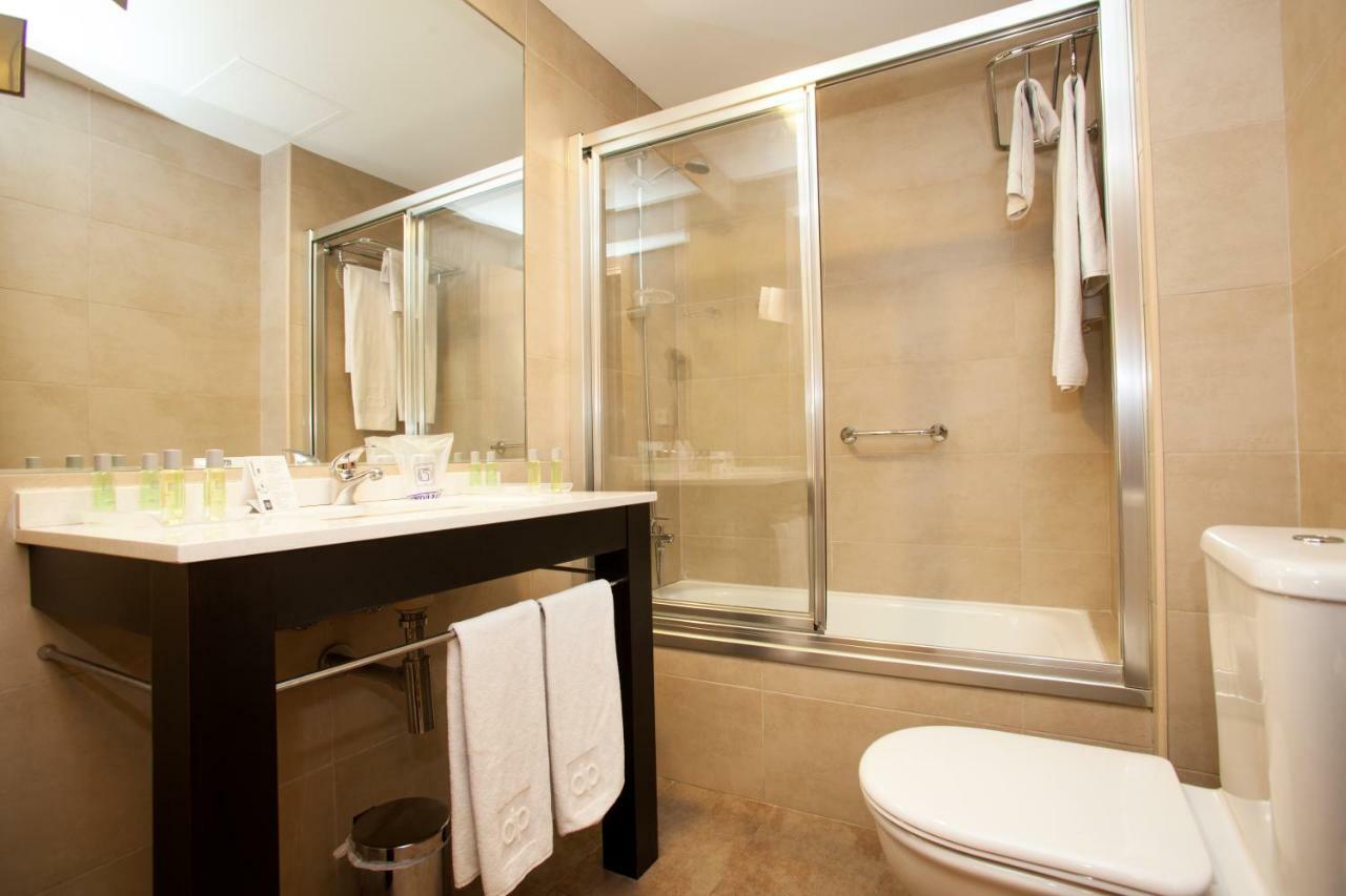 Economy Double or Twin Room
