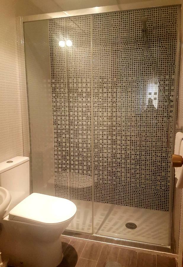 Single Room,1301505967:JPEG