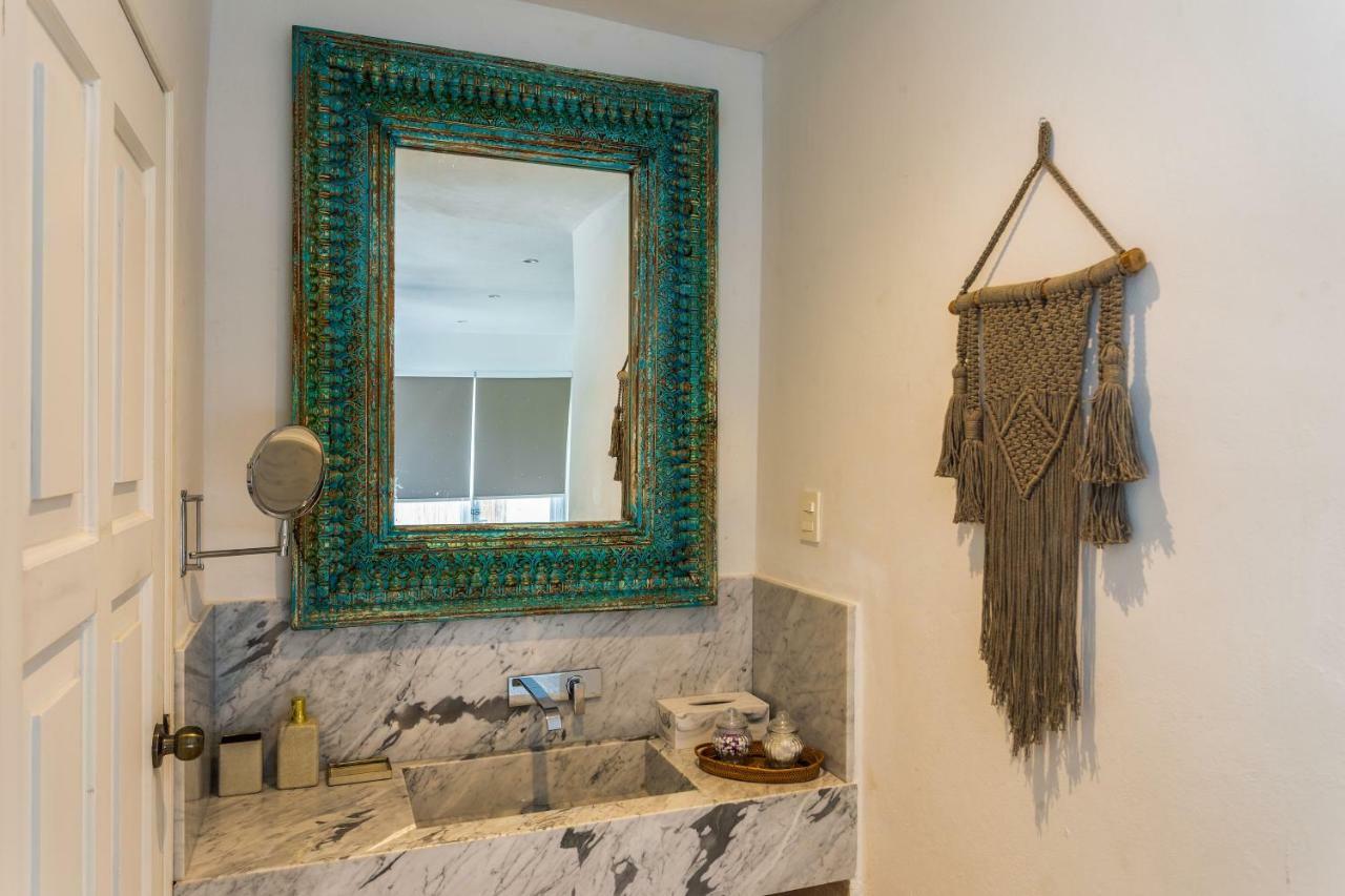 Jacuzzi Suite Partial Ocean View
