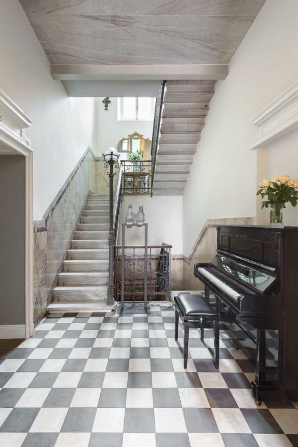 Queen Suite Spa Bath
