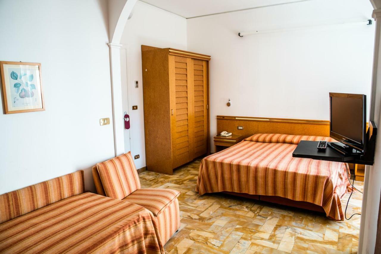 Triple Room Balcony