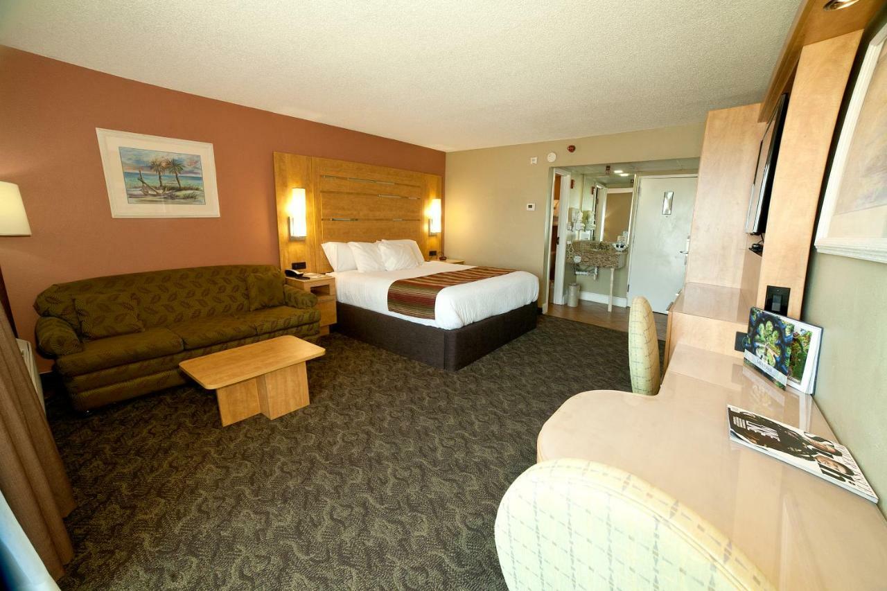 Deluxe King Room Ocean Front View