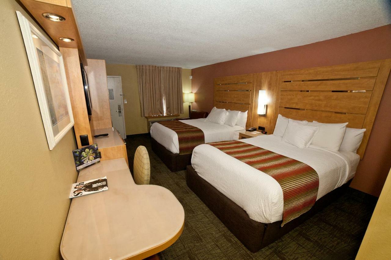 Queen Room Two Queen Beds