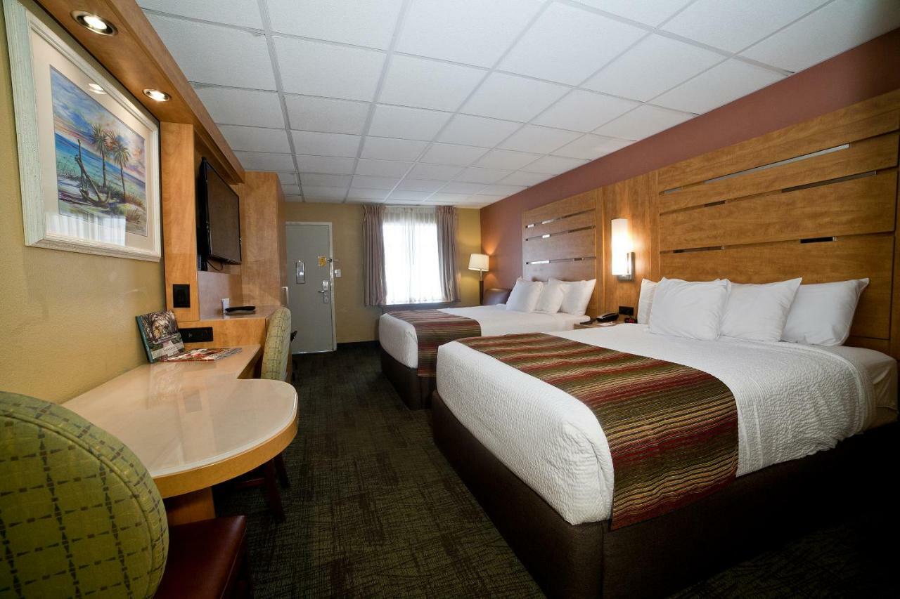 Queen Room Two Queen Beds